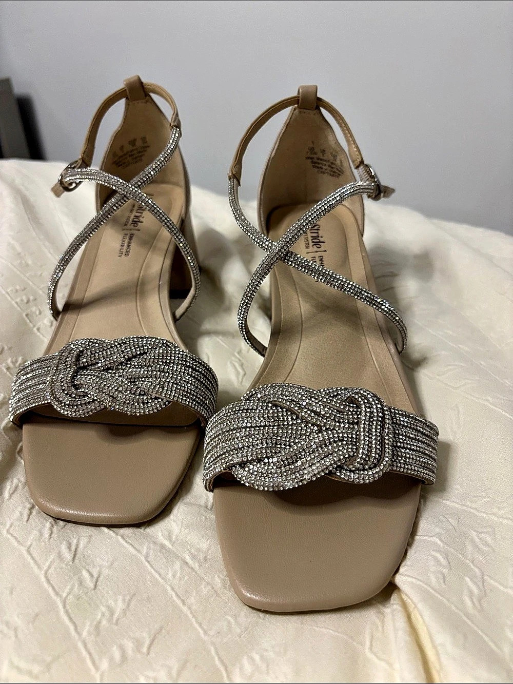 LifeStride Captivate Dress Sandal Rhinestone Knot Sandals size 7.5 Wide new with